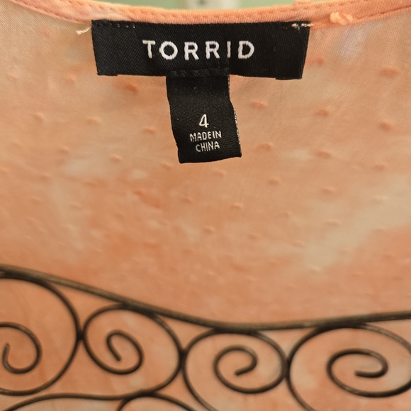 Torrid Peach and White Clip Dot Kimono/Duster Size 4X - Picture 4 of 4